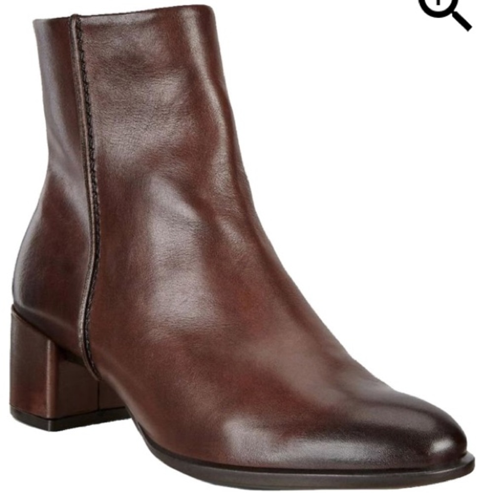 Ecco Brown Leather Boots with Hidden Heel Feature
